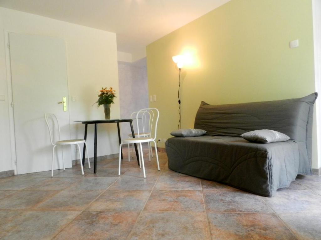 Gite Les Platanes Sainte-Helene-du-Lac Kamer foto