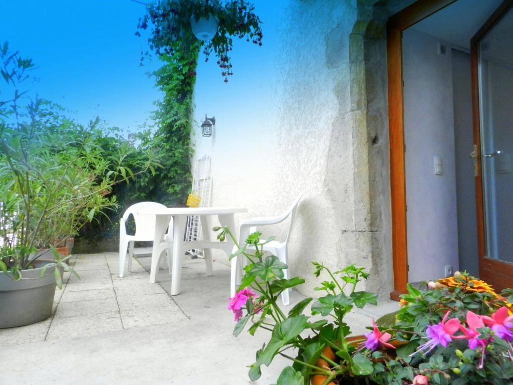 Gite Les Platanes Sainte-Helene-du-Lac Kamer foto
